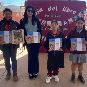CMSG libro Esperanza escuelas: entrega de ejemplares en comunidad educativa