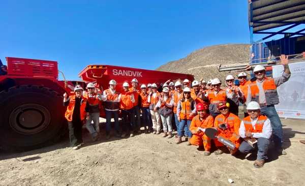 Camión alto estándar CMSG